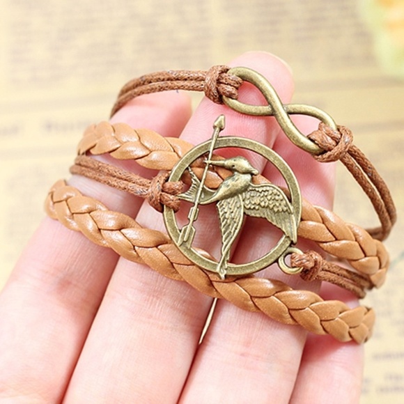 🎉HP🎉Hunger Games Leather Infinity Bracelet w/Box - Picture 5 of 6